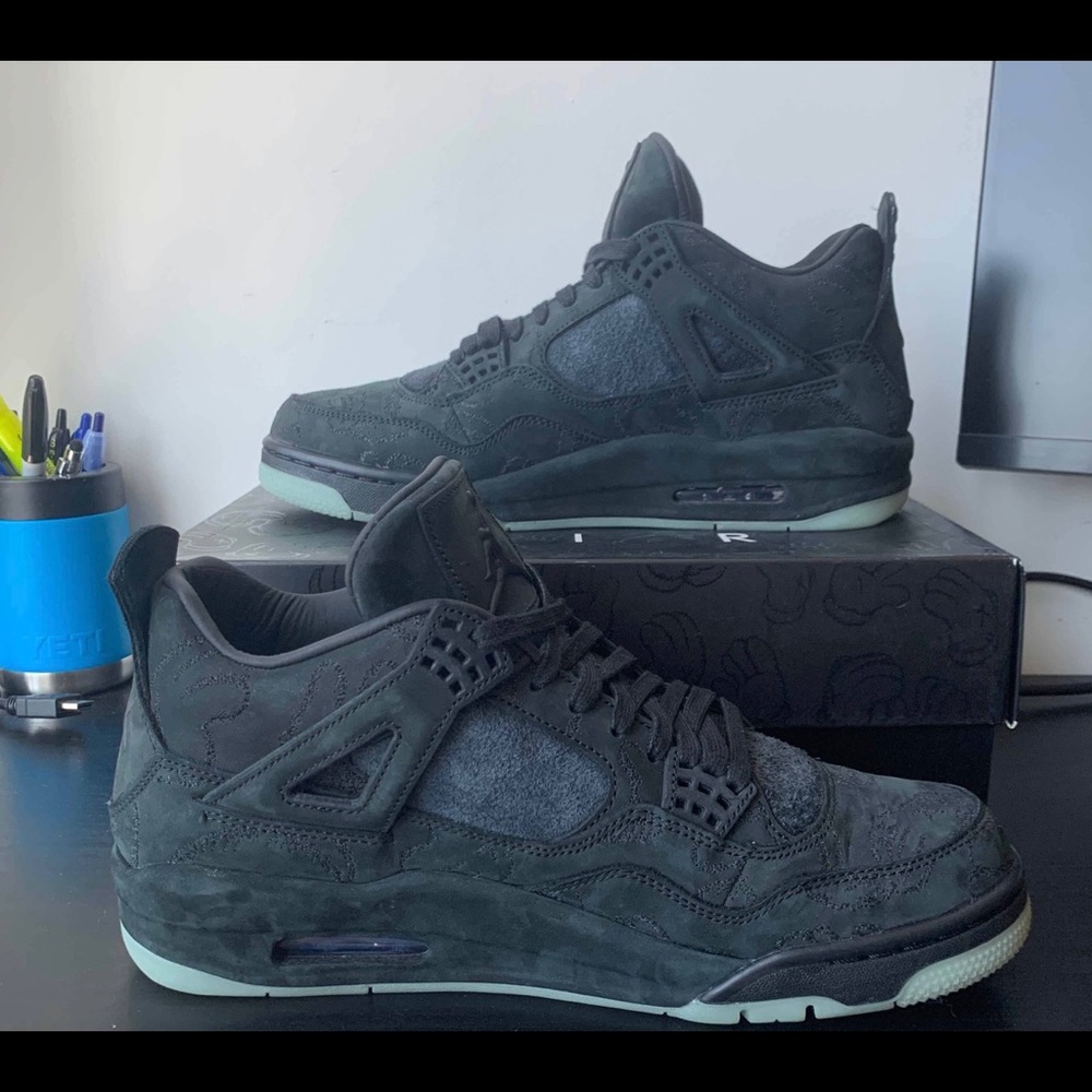 Jordan 4’s Kaws